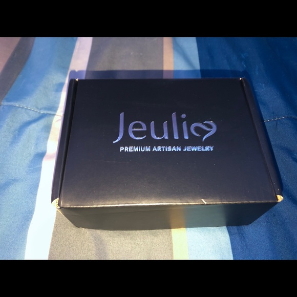 Matching Promise Rings - Picture 10 of 10